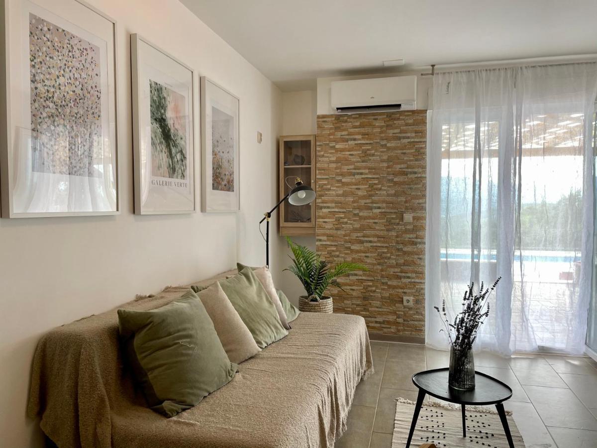Villa Duje Trilj ภายนอก รูปภาพ