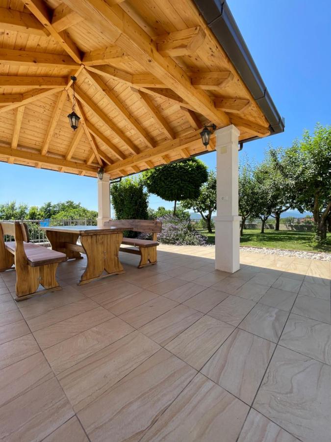 Villa Duje Trilj ภายนอก รูปภาพ