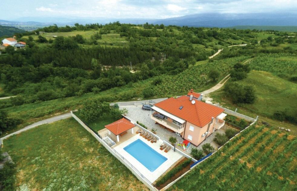 Villa Duje Trilj ภายนอก รูปภาพ